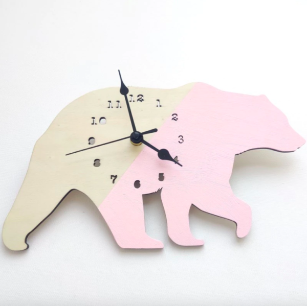 Horloge murale en bois ours Capture décran 2022 02 28 à 13.42.50