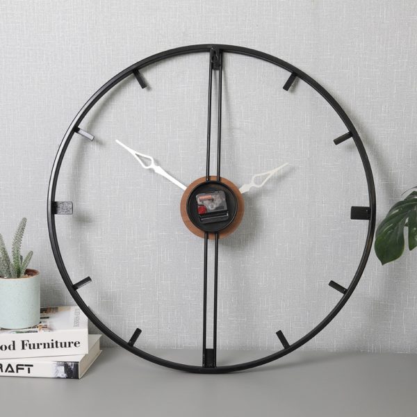 Horloge murale design en métal minimaliste 8238 f8377f