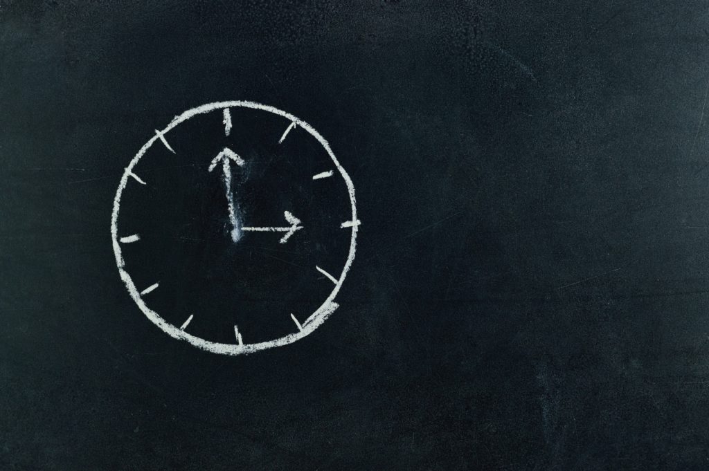 7 étapes pour savoir qui a inventé le temps et les horloges. Uncategorized pexels miguel a padrinan 745365