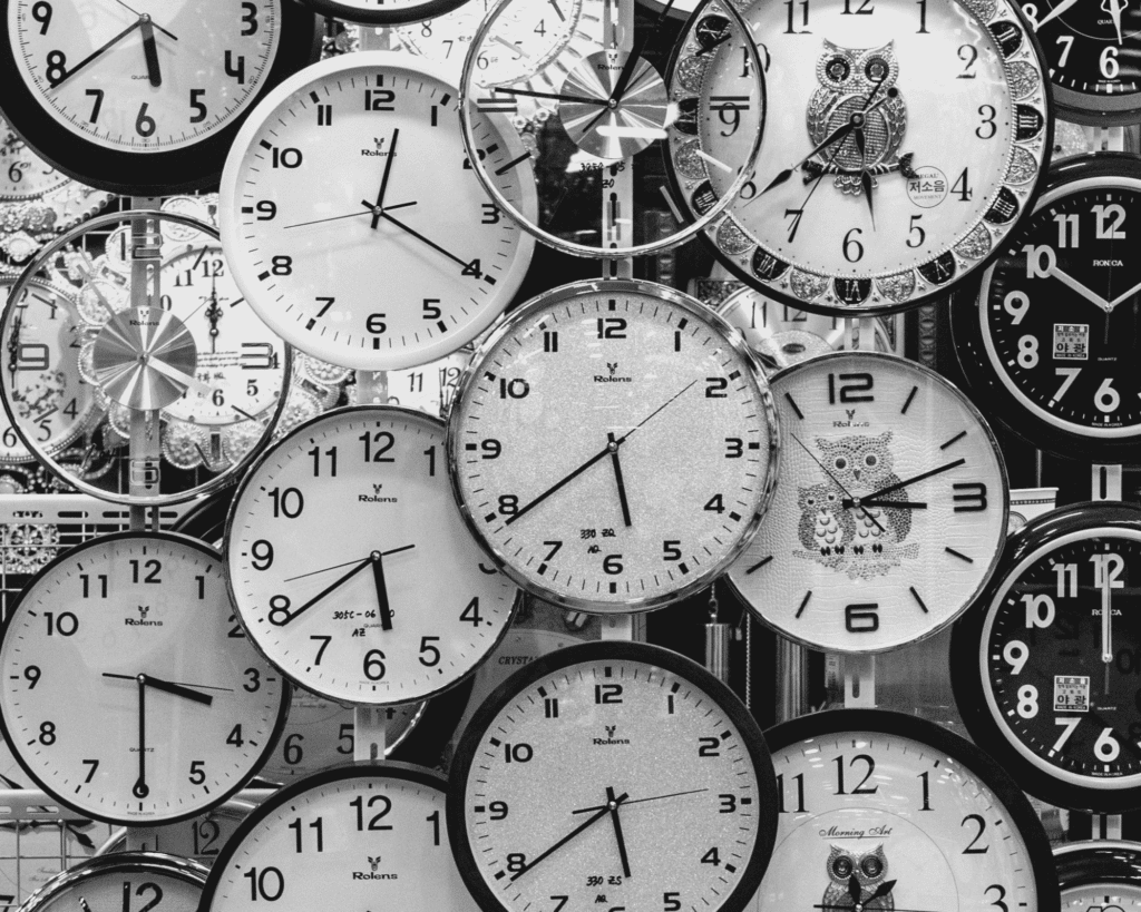 Montre, horloge murale, réveil : 5 clés pour savoir comment nous percevons le temps aujourd'hui ? Uncategorized 4 2