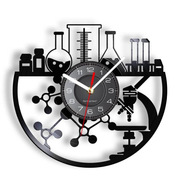Horloge murale en vinyle style expérience chimique présentée sur fond blanc