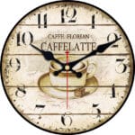 Horloge murale de cuisine style vintage "Café Latte" présentée sur fond blanc
